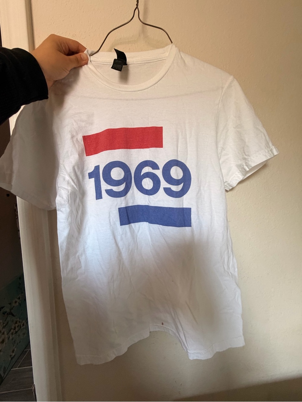 Gildan White Softstyle Crew Neck Tee